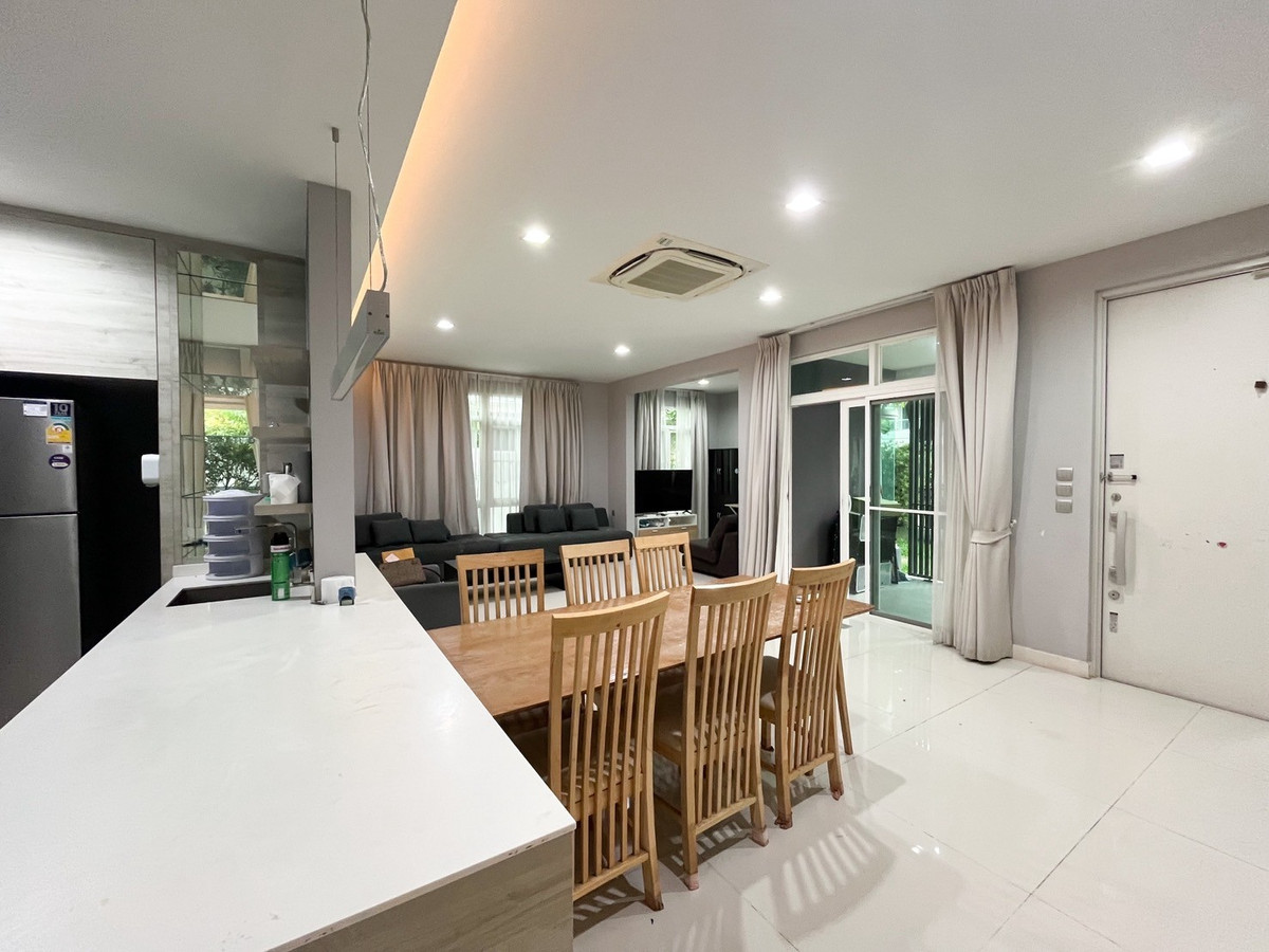 ให้เช่าบ้านบางนา แบริ่ง ลาซาล : ให้เช่า มัณฑนา 2 บางนา กม.7 ใกล้เมกาบางนา เฟอร์ฯ ครบ หลังใหญ่ น่าอยู่มาก