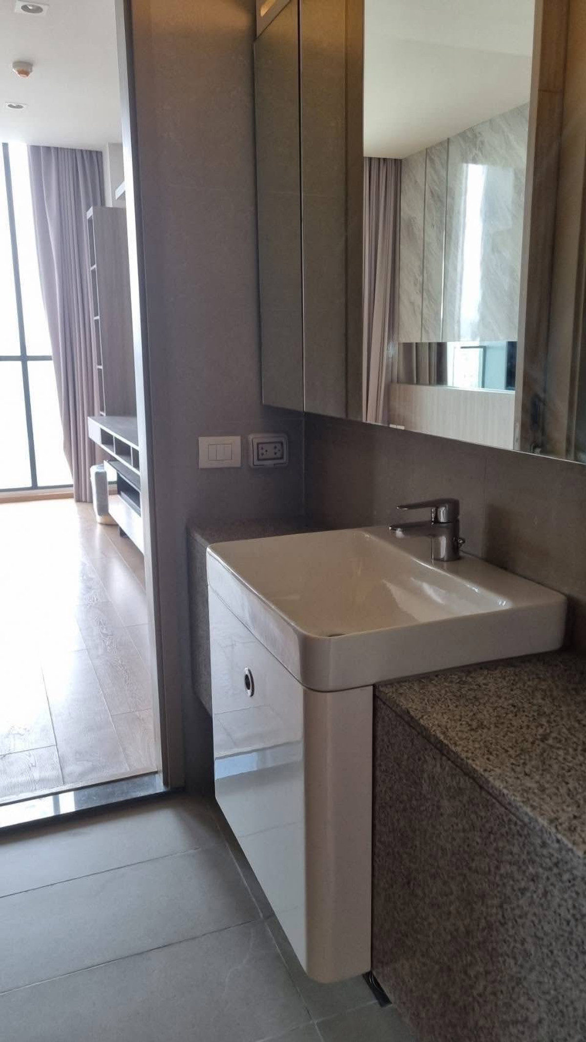 For RentCondoWitthayu, Chidlom, Langsuan, Ploenchit : ✨ GT16021 | Condo Noble Ploenchit, convenient travel, next to BTS, has shuttle, beautiful room, fully furnished. Ready to move in!!