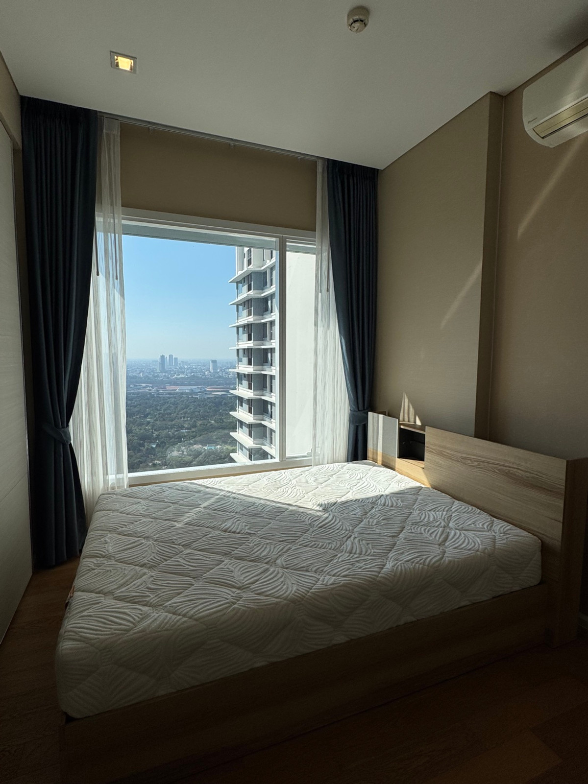 For RentCondoLadprao, Central Ladprao : For rent 📍 The Saint Residences 📍 Fully furnished and equipped, near BTS Ha Yaek Lat Phrao