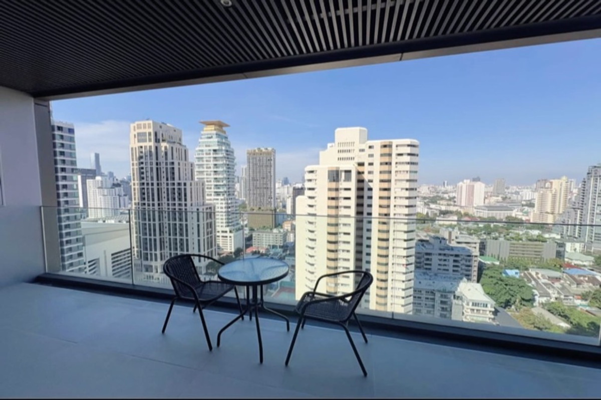 CondoSukhumvit, Asoke, Thonglor : 🔥 For Sale - Rent !! Private Lift, high floor 20++, North Facing, rare item, Modern,luxurious style!! 🔥 Code C20251200001..........Vittorio, 2 bedroom, 3 bathroom, furnished, ready to move in, Special Deal!!📣📣
