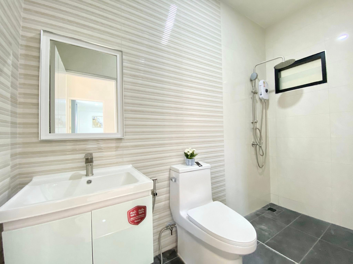 ขายบ้านพัทยา บางแสน ชลบุรี สัตหีบ : บ้านปัณณธร 3 / 3 ห้องนอน (ขาย), Baan Pannathon 3 / 3 Bedrooms (FOR SALE) BEWN021