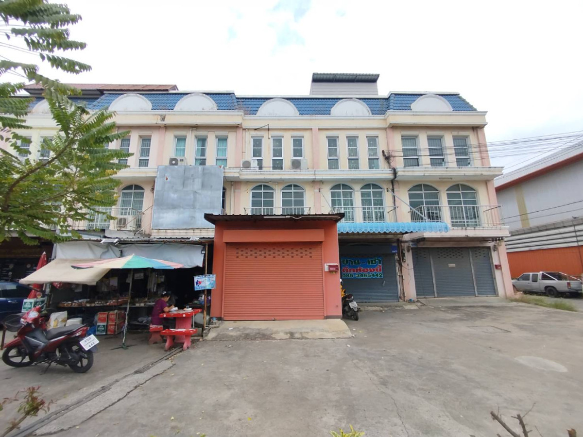 For SaleShop HouseNonthaburi, Bang Yai, Bangbuathong : Commercial building for sale Next to Ban Kluai - Sai Noi Road, 22 sq m.