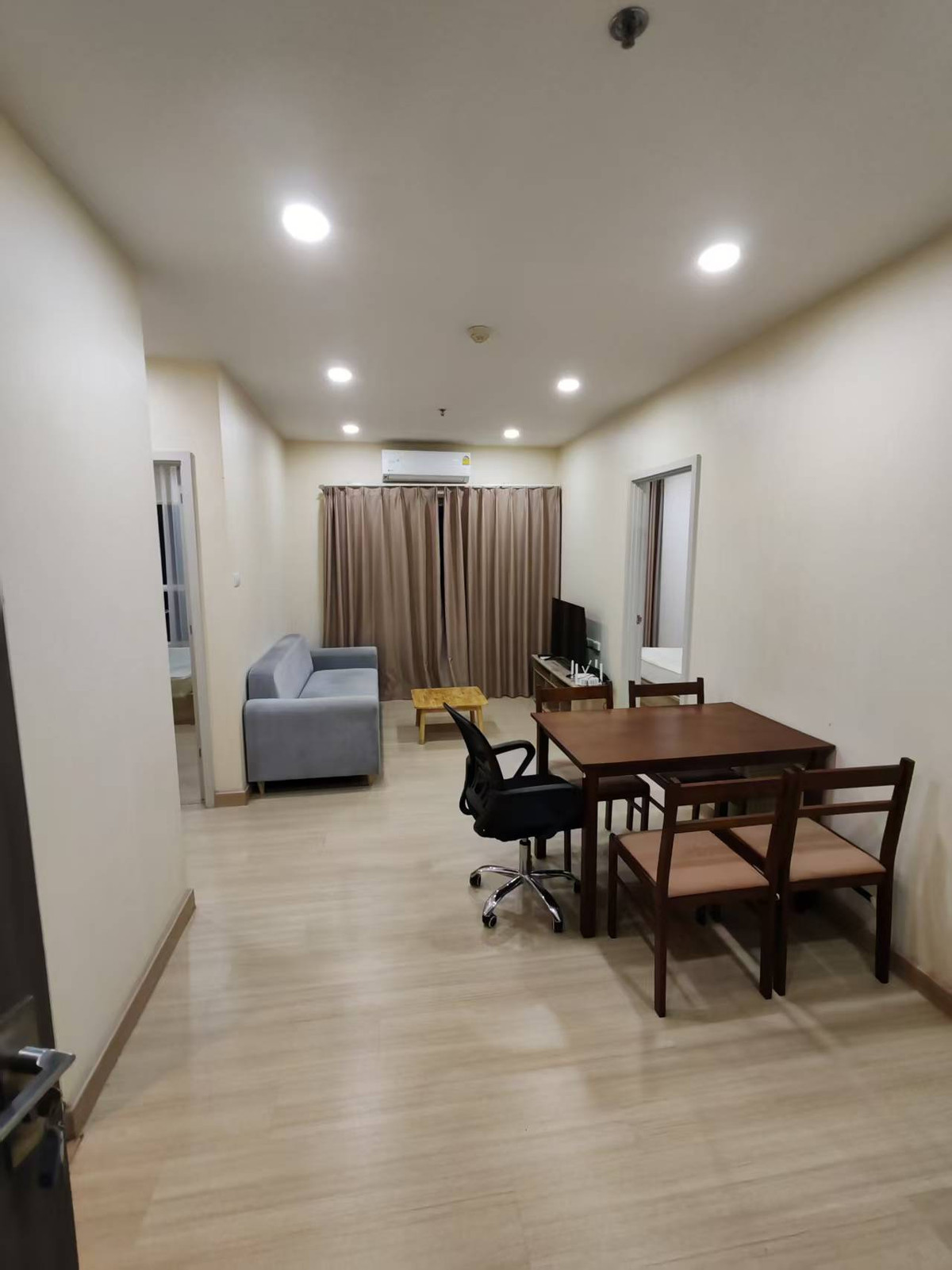 For RentCondoRamkhamhaeng, Hua Mak : 可短租Condo for rent, Supalai Veranda Ramkhamhaeng, Rajamangala view, 67 sq m., 2 bedrooms, 2 bathrooms, near ABAC.