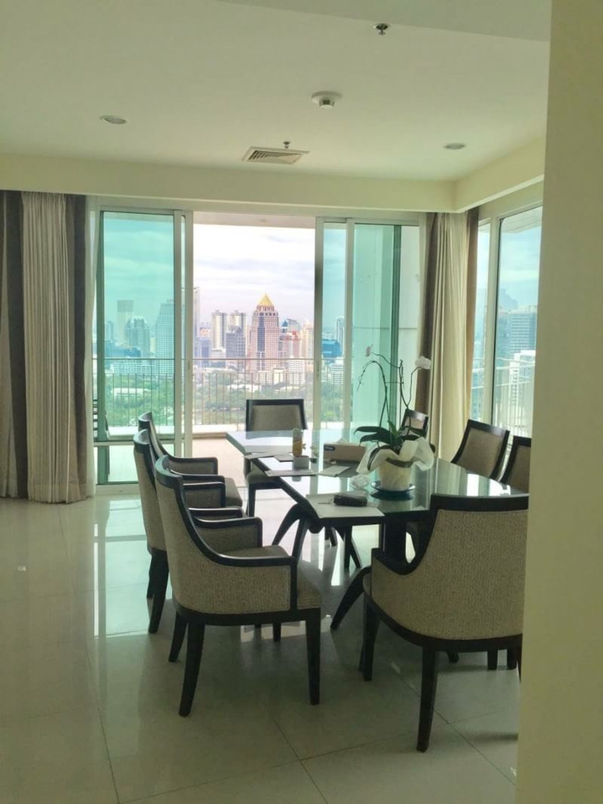 For RentCondoWitthayu, Chidlom, Langsuan, Ploenchit : Baan Rajprasong - 3 Bedrooms for RENT
