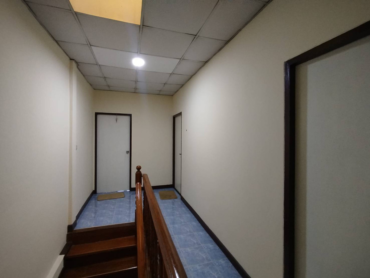 ขายทาวน์โฮมนนทบุรี บางใหญ่ บางบัวทอง : ขายทาวน์เฮ้าส์ หมู่บ้านเจ้าพระยา 9 18.7 ตรว.