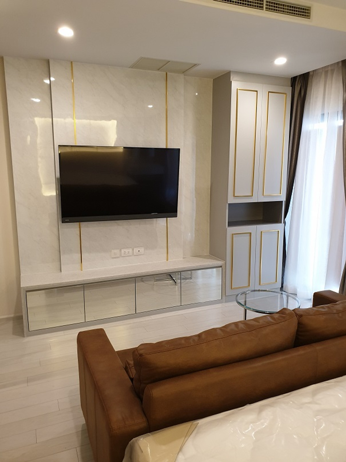 For RentCondoWitthayu, Chidlom, Langsuan, Ploenchit : Condo for rent, Noble Ploenchit, 1 bedroom, ready to move in, beautiful room, next to BTS Ploenchit*