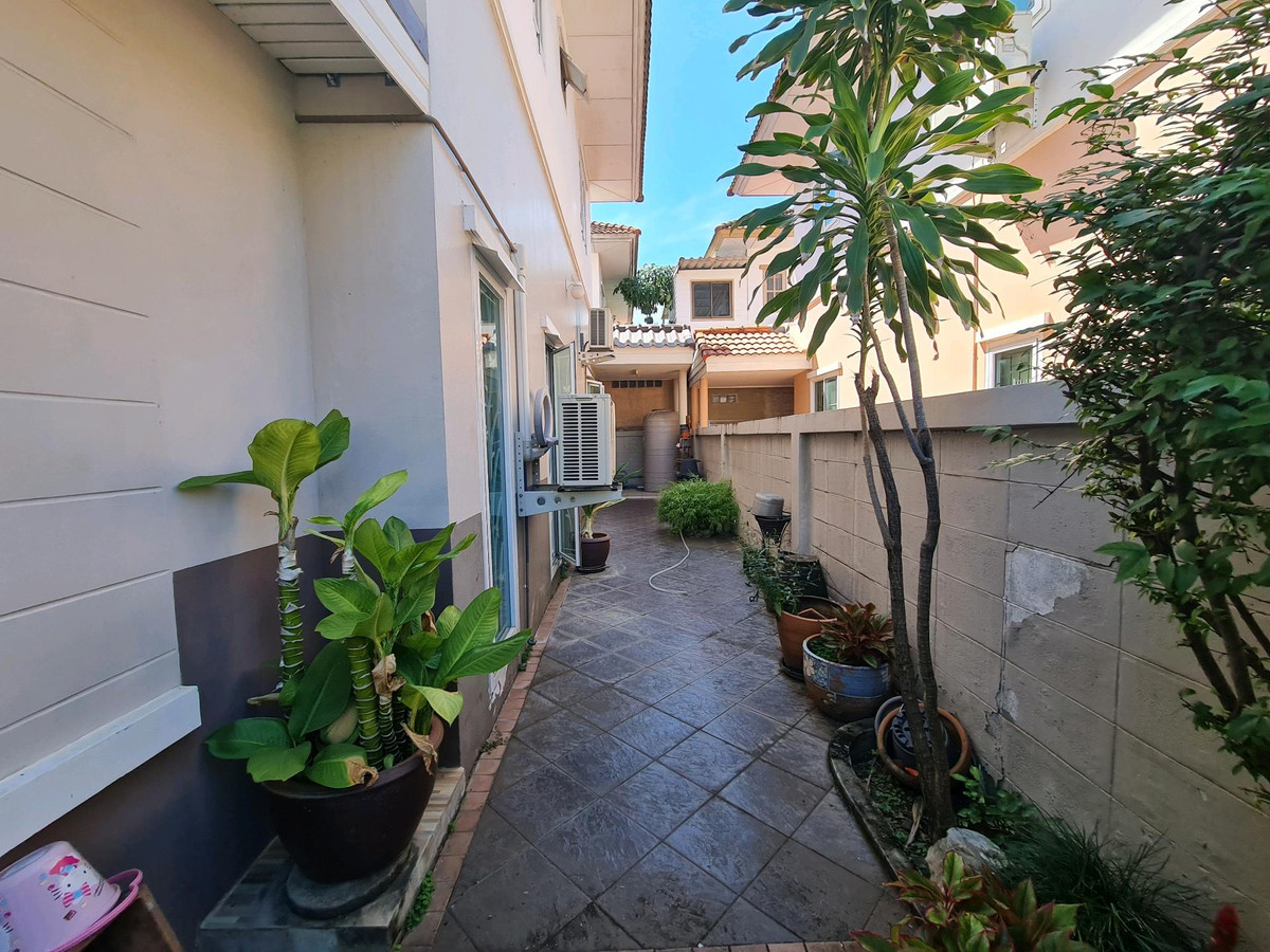 ขายนนทบุรี บางใหญ่ บางบัวทอง : ขาย บ้านแฝด ม.ลลิล อินเดอะพาร์ค บางใหญ่ ใกล้เวสเกต มีห้องผู้สูงอายุ