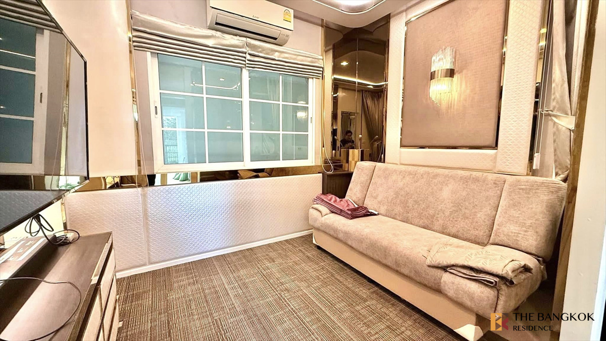 ขายบ้านเกษตร นวมินทร์ ลาดปลาเค้า : Grandio ลาดพร้าว–เกษตรนวมินทร์ | บ้านตัวอย่างแต่งครบ แปลงมุมติดสวน | 264 ตร.ม. พร้อมเฟอร์นิเจอร์เข้าอยู่ทันที