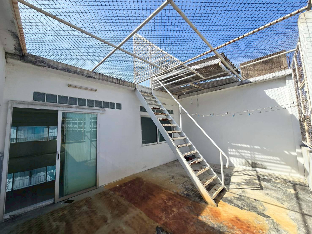 อาคารพาณิชย์สุขุมวิท อโศก ทองหล่อ : ขาย/ให้เช่าอาคารพาณิชย์ 2คูหา ทำเลสวยเข้าออกหลายทาง เอกมัย สุขุมวิท71 เหมาะทำโฮสเทล (N.1912)