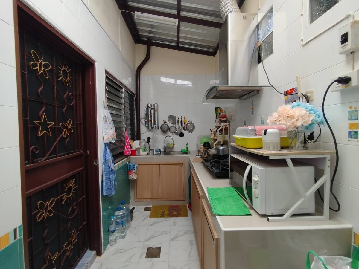 ขายทาวน์โฮมนนทบุรี บางใหญ่ บางบัวทอง : ขายทาวน์เฮ้าส์ หมู่บ้านเจ้าพระยา 9 18.7 ตรว.