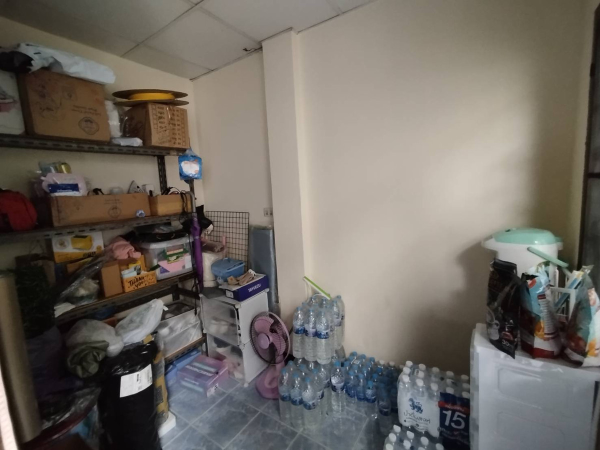 ขายทาวน์โฮมนนทบุรี บางใหญ่ บางบัวทอง : ขายทาวน์เฮ้าส์ หมู่บ้านเจ้าพระยา 9 18.7 ตรว.