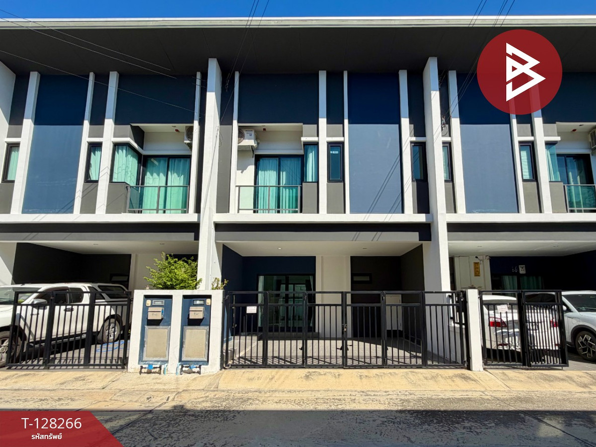 For SaleTownhomePathum Thani,Rangsit, Thammasat : Townhouse for sale Baan Fah Piyarom Neola Project, Lam Luk Ka, Pathum Thani