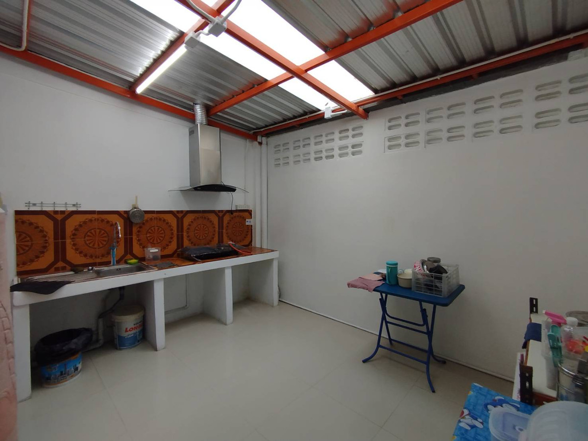 ขายอาคารพาณิชย์นนทบุรี บางใหญ่ บางบัวทอง : ขายอาคารพาณิชย์ ติดถนนบ้านกล้วย - ไทรน้อย 22 ตรว.