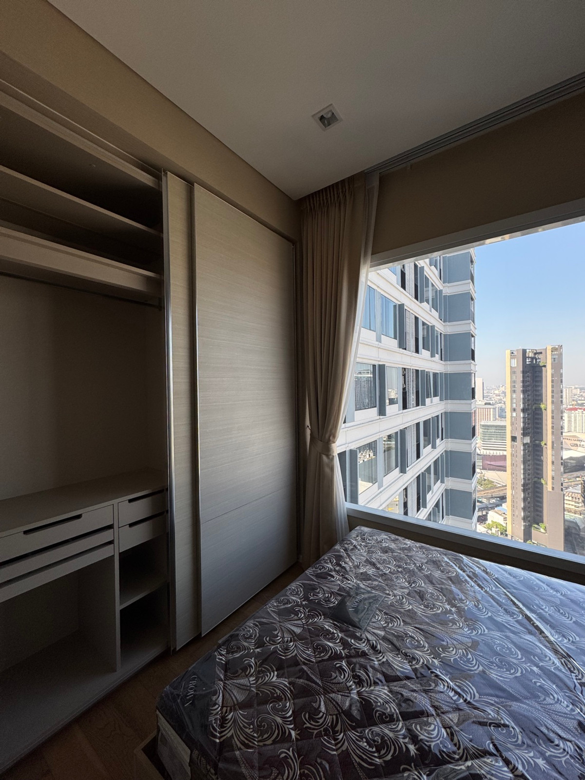 For RentCondoLadprao, Central Ladprao : For rent ✨ The Saint Residences ✨ Fully furnished and equipped, near BTS Ha Yaek Lat Phrao