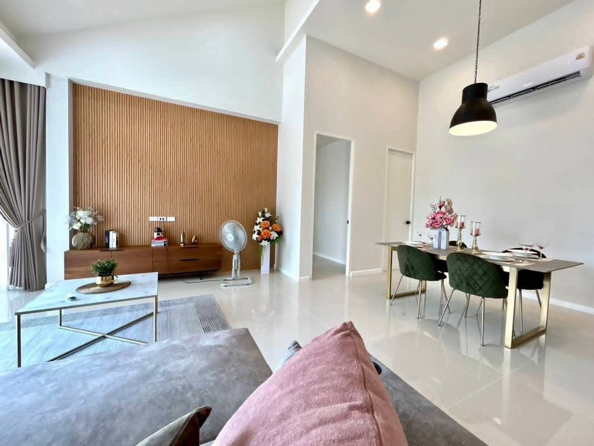 ขายบ้านพัทยา บางแสน ชลบุรี สัตหีบ : บ้านเดี่ยว ห้วยใหญ่ ซอย 1 / 4 ห้องนอน (ขาย), Detached House Huai Yai Soi 1 / 4 Bedrooms (FOR SALE) AM007