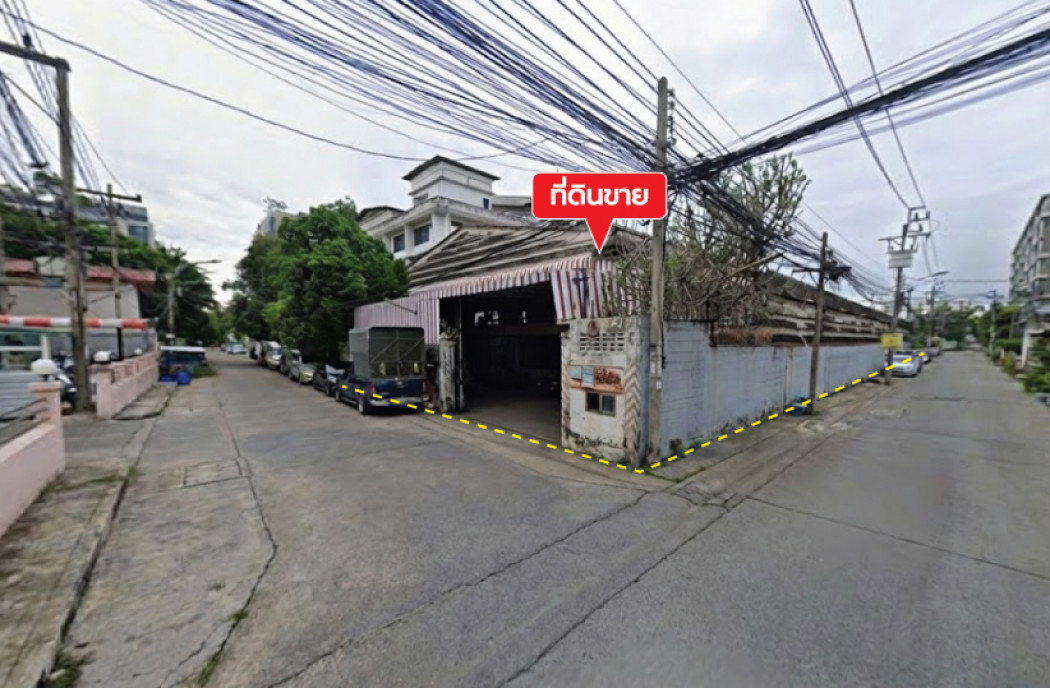 For SaleLandSamut Prakan,Samrong : Land for sale 1 Rai 1 Ngan 38 sq.w. Soi Bearing 12, corner plot, Intersection 1