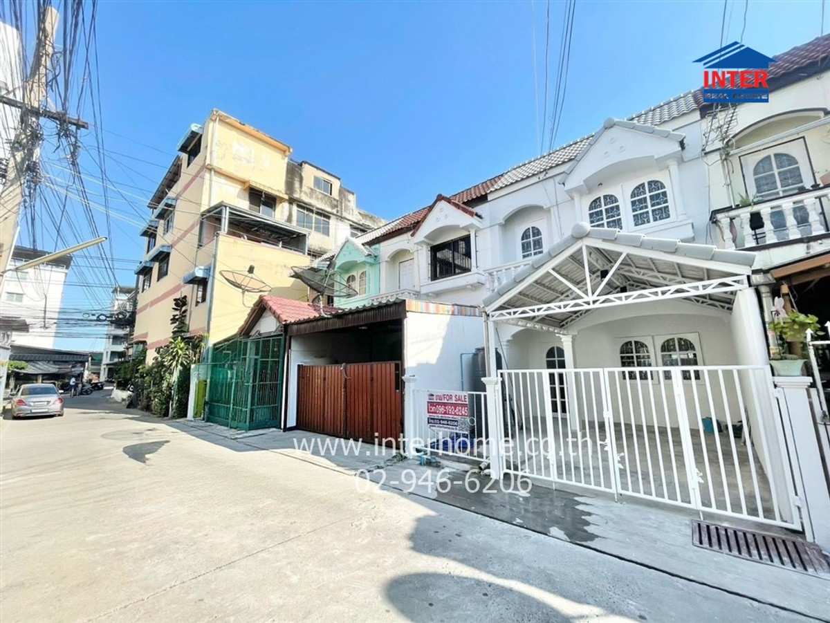 ขายทาวน์โฮมอ่อนนุช อุดมสุข : ทาวน์เฮ้าส์ 2 ชั้น 17 ตร.ว. หมู่บ้านรังสิยา ซอยประวิทย์และเพื่อน13/1 ซอยอุดมสุข51 ซอยประวิทย์และเพื่อน13/1 ถนนสุขุมวิท101/1 ถนนวัชรธรรมสาธิต เขตพระโขนง กรุงเทพมหานคร