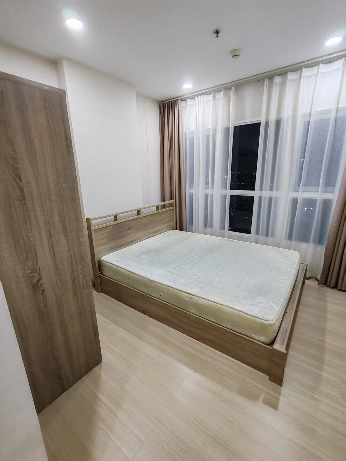 For RentCondoRamkhamhaeng, Hua Mak : 可短租Condo for rent, Supalai Veranda Ramkhamhaeng, Rajamangala view, 67 sq m., 2 bedrooms, 2 bathrooms, near ABAC.