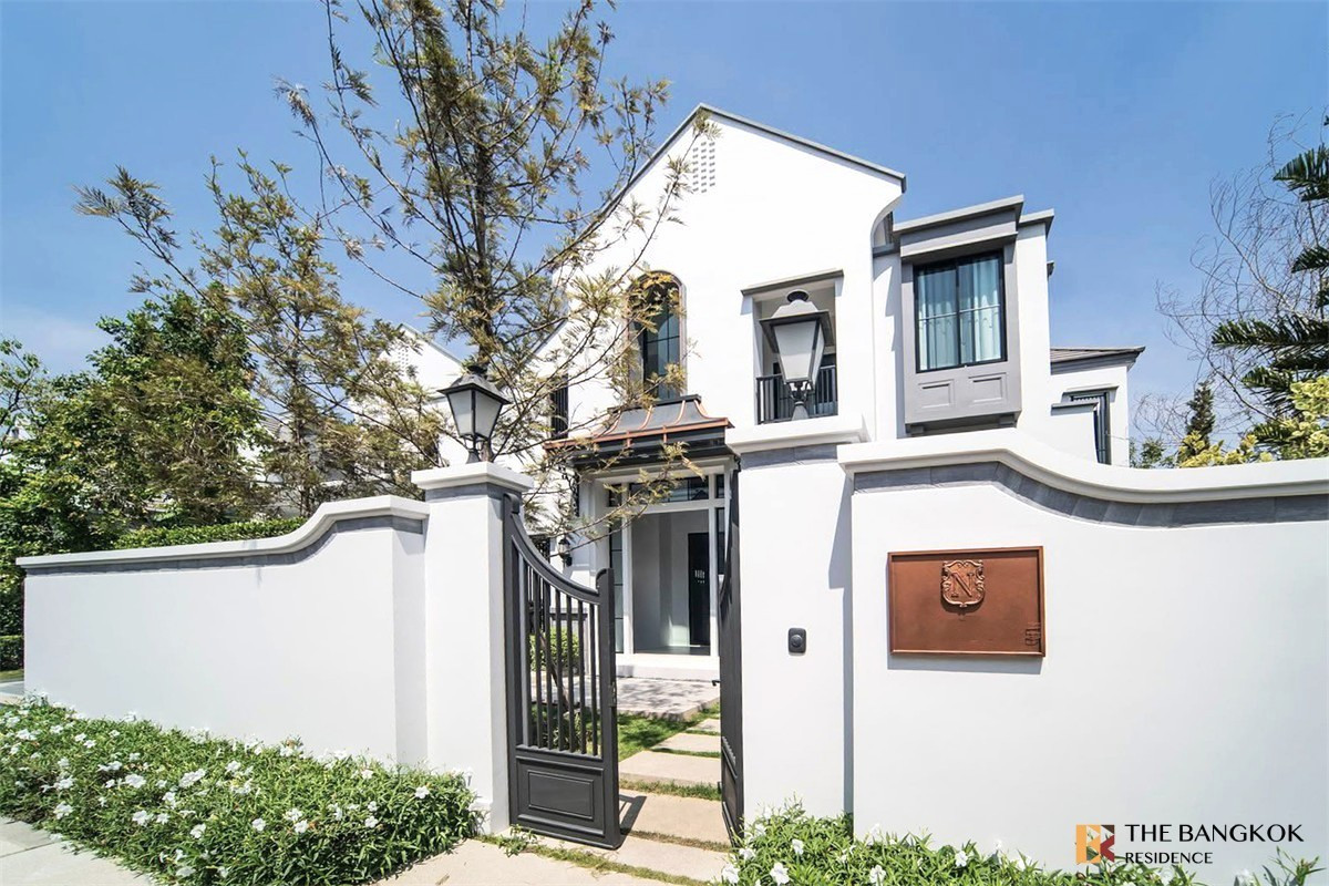 ขายบ้านพัฒนาการ ศรีนครินทร์ : นันทวัน พระราม9-กรุงเทพกรีฑาตัดใหม่ | แปลงพิเศษติดทะเลสาบ–สวนส่วนตัว | 170 ตร.วา | 5 ห้องนอน | 650 ตร.ม. | หันทิศใต้