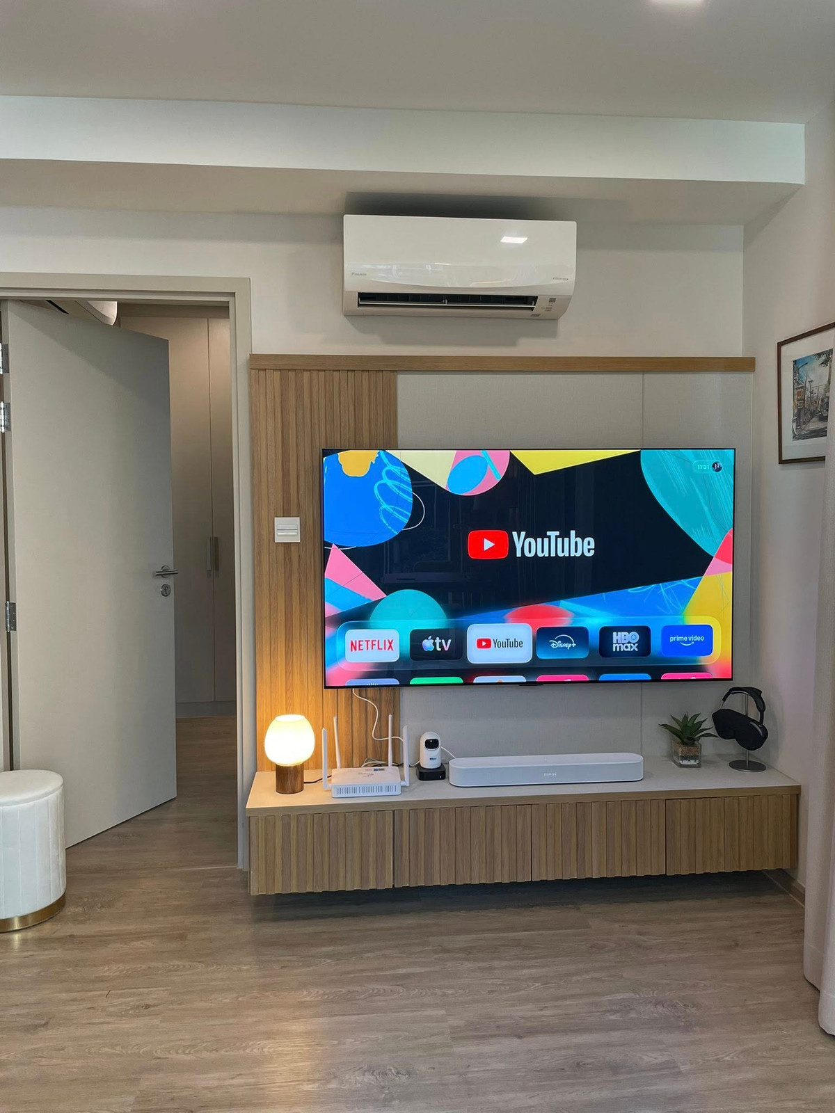 ให้เช่าคอนโดสยาม จุฬา สามย่าน : คอนโด ชั้น 4 พร้อมเฟอร์นิเจอร์ ตกแต่งสวยงาม ให้เช่า ย่านสามย่าน-สี่พระยา ใกล้สามย่าน มิตรทาวน์ เพียง 600 เมตร