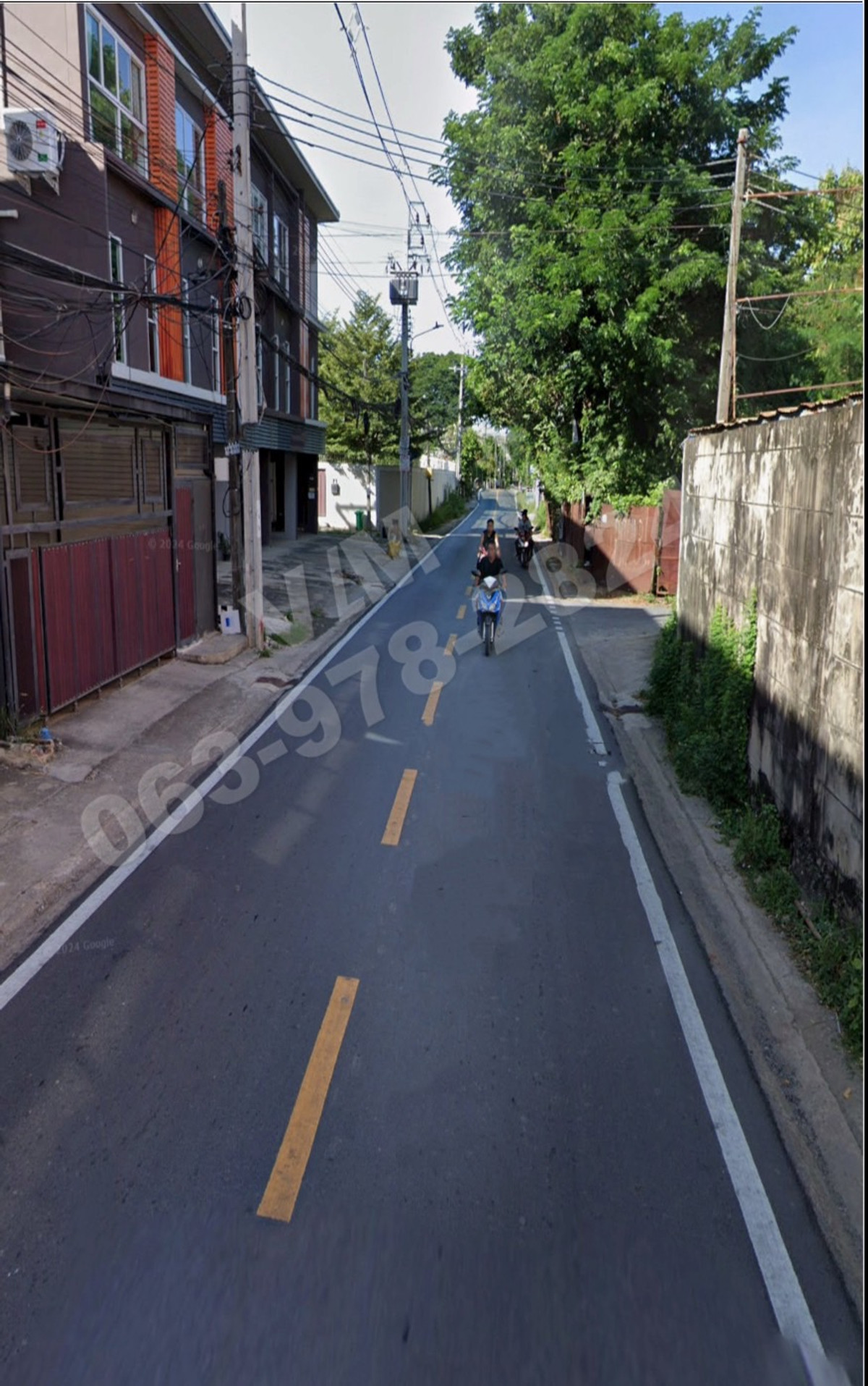 For SaleLandKaset Nawamin,Ladplakao : Land for sale, Soi Nawamin 111, Intersection 4, Khlong Kum Subdistrict, Bang Kapi District.