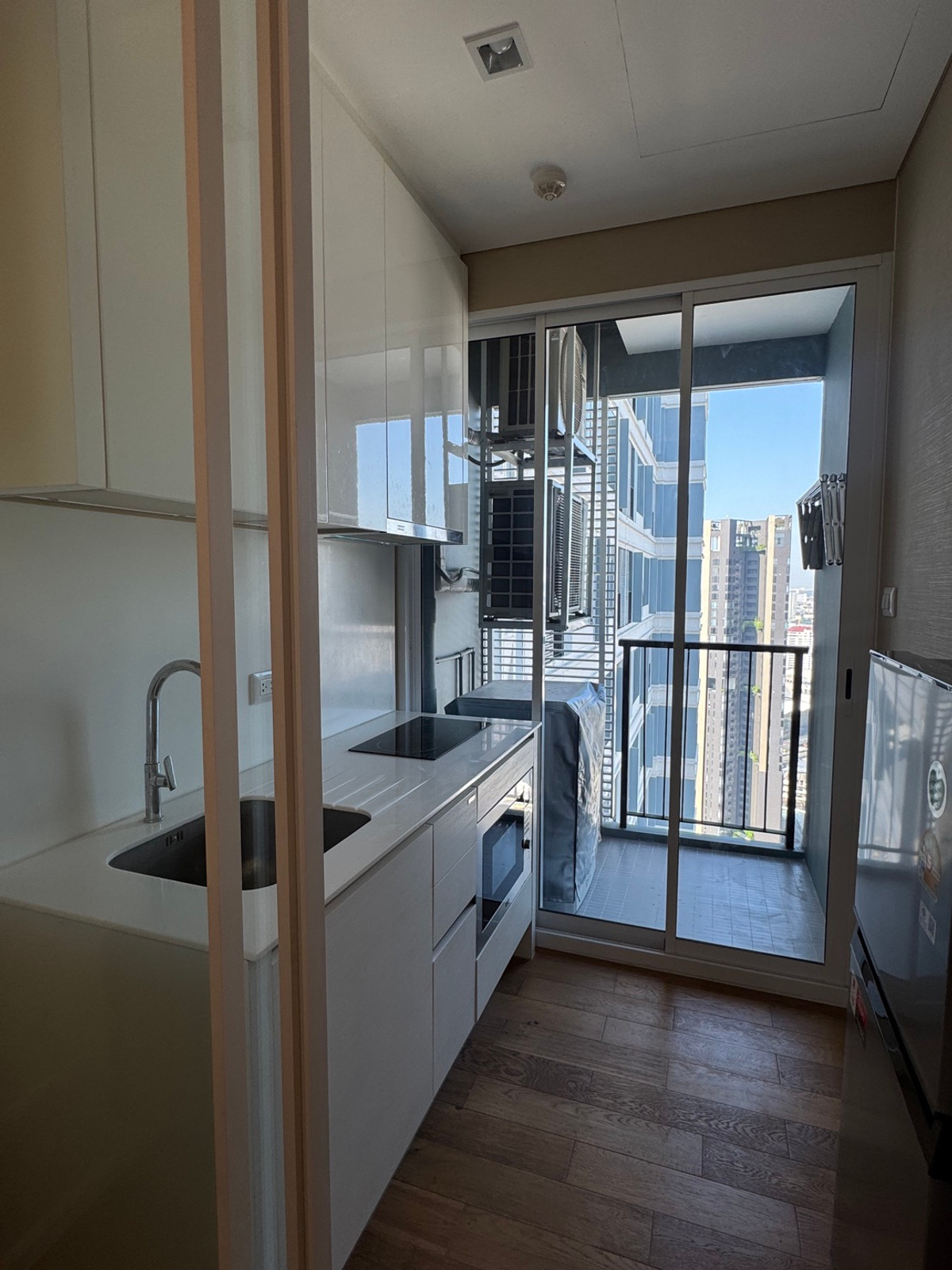 For RentCondoLadprao, Central Ladprao : For rent ✨ The Saint Residences ✨ Fully furnished and equipped, near BTS Ha Yaek Lat Phrao