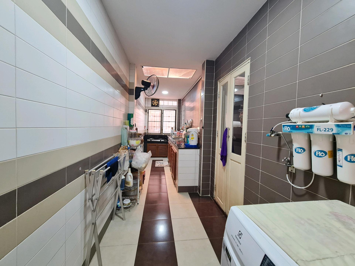 ขายนนทบุรี บางใหญ่ บางบัวทอง : ขาย บ้านแฝด ม.ลลิล อินเดอะพาร์ค บางใหญ่ ใกล้เวสเกต มีห้องผู้สูงอายุ