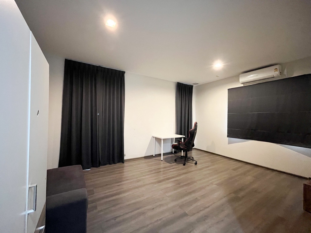 ให้เช่าบ้านบางนา แบริ่ง ลาซาล : ให้เช่า มัณฑนา 2 บางนา กม.7 ใกล้เมกาบางนา เฟอร์ฯ ครบ หลังใหญ่ น่าอยู่มาก