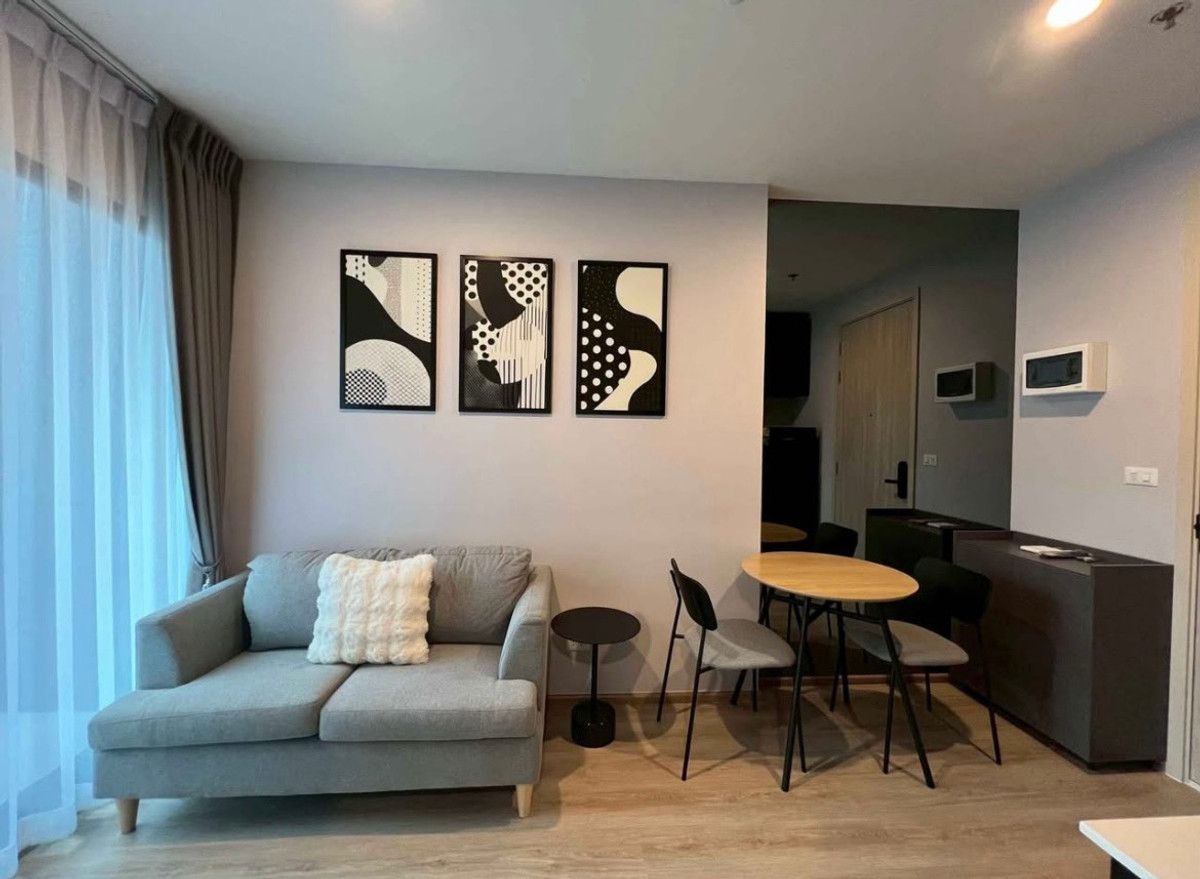 For RentCondoRama9, Petchburi, RCA : Condo Nue district R9 1 bedroom near Central Department Store and MRT Rama 9.