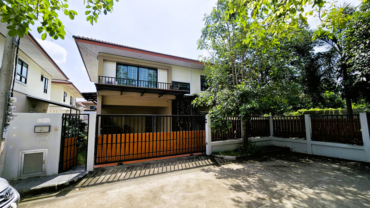 For RentHouseNakhon Pathom : Great value! For rent: Single detached house, The Privacy Phutthamonthon Sai 7 Village, land size 69.6 sq.wah, located on the main Phutthamonthon Sai 7 Road, near Phetkasem Road, Borommaratchachonnani Road, Sam Phran, Nakhon Pathom. Urgent!!
