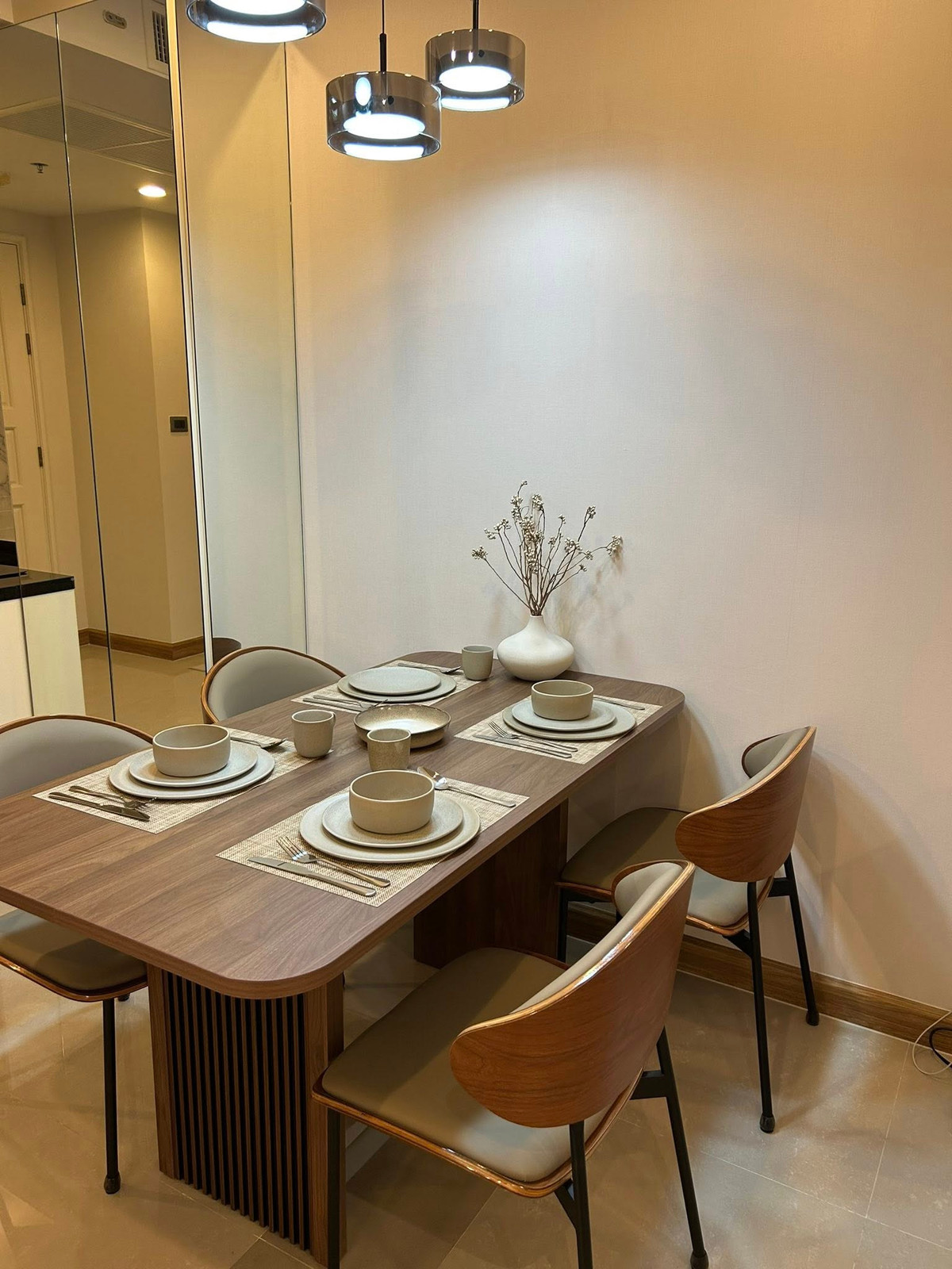 ให้เช่าคอนโดพระราม 9 เพชรบุรีตัดใหม่ RCA : 🔥(𝑹𝒆𝒏𝒕) 𝑺𝒖𝒑𝒂𝒍𝒂𝒊 𝑾𝒆𝒍𝒍𝒊𝒏𝒈𝒕𝒐𝒏 1 🔥 ศุภาลัย เวลลิงตัน 1 🔥