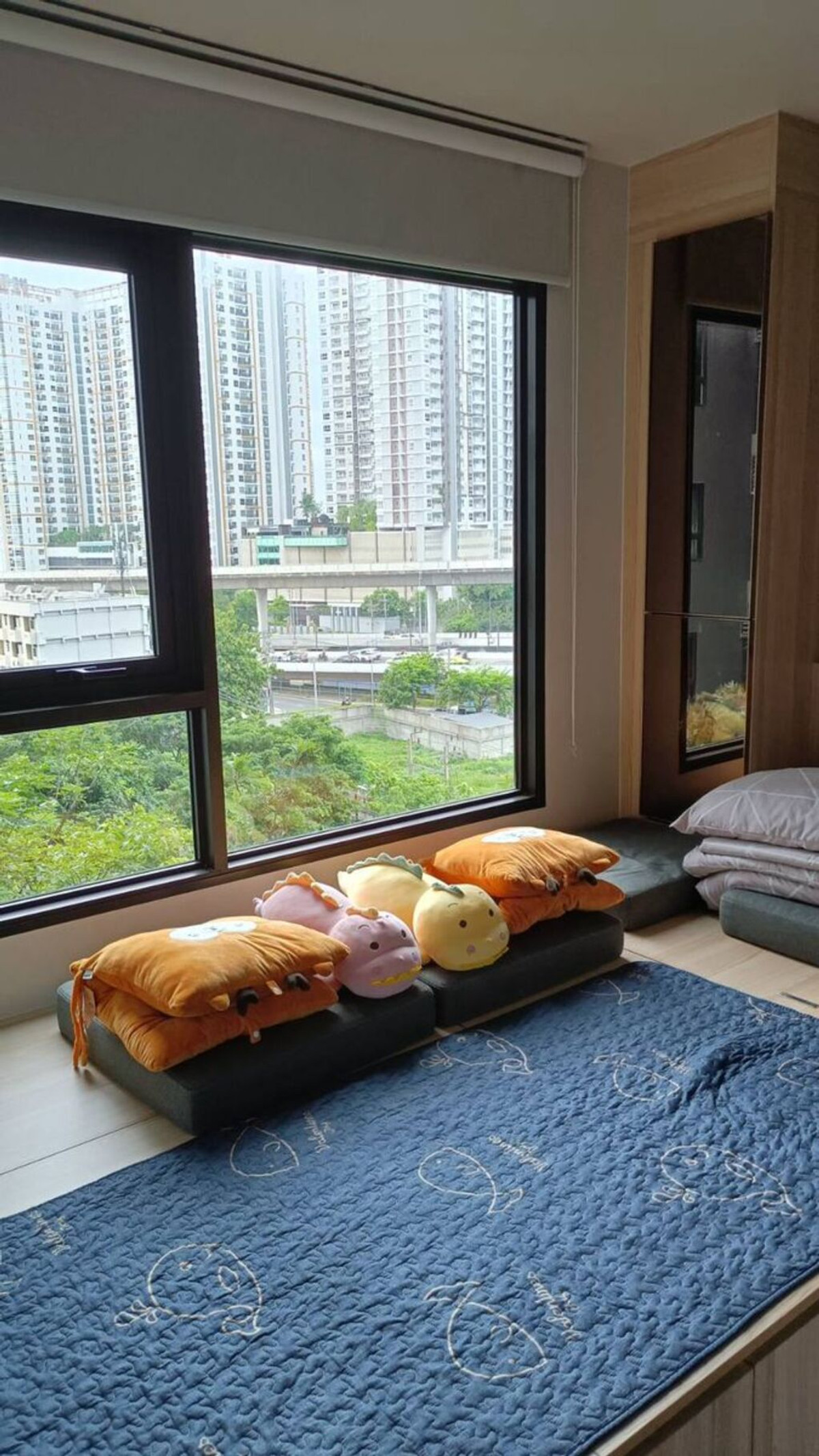 ให้เช่าคอนโดท่าพระ ตลาดพลู วุฒากาศ : ให้ เช่า ไลฟ์ สาธร เซียร่า(วิวสระ) 99/185