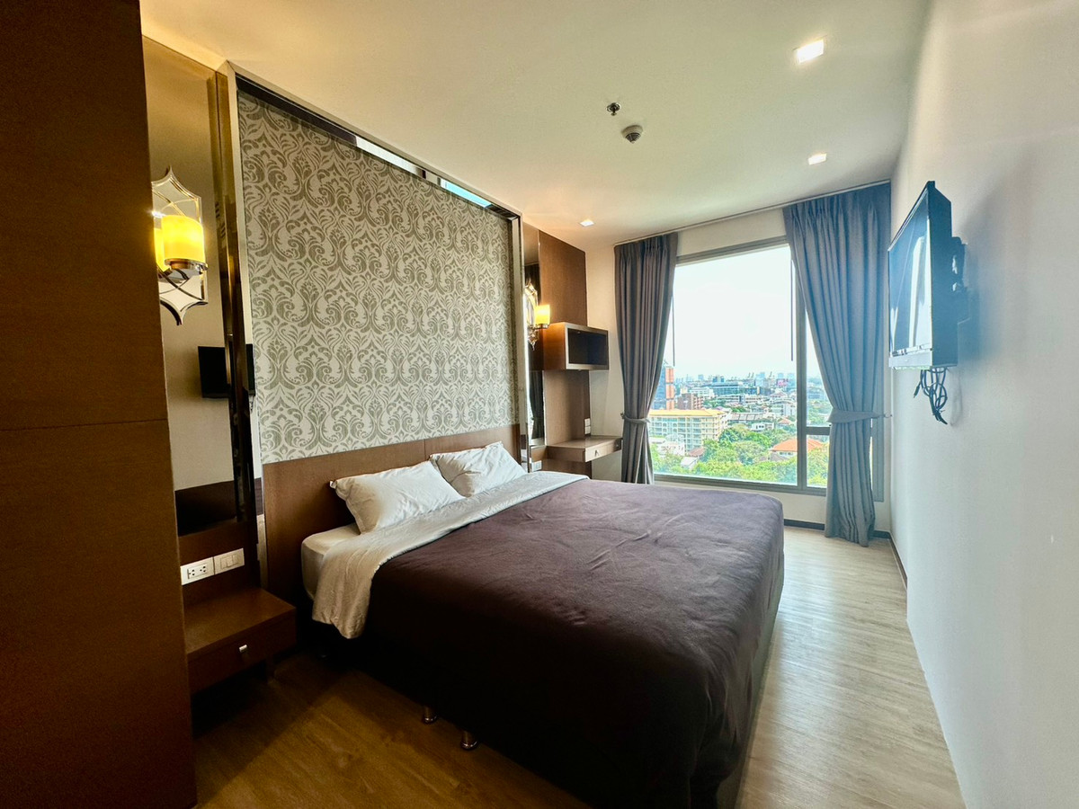 For RentCondoSukhumvit, Asoke, Thonglor : For rent Ashton Morph 38 beautiful room good price high floor decorated ready to move in.