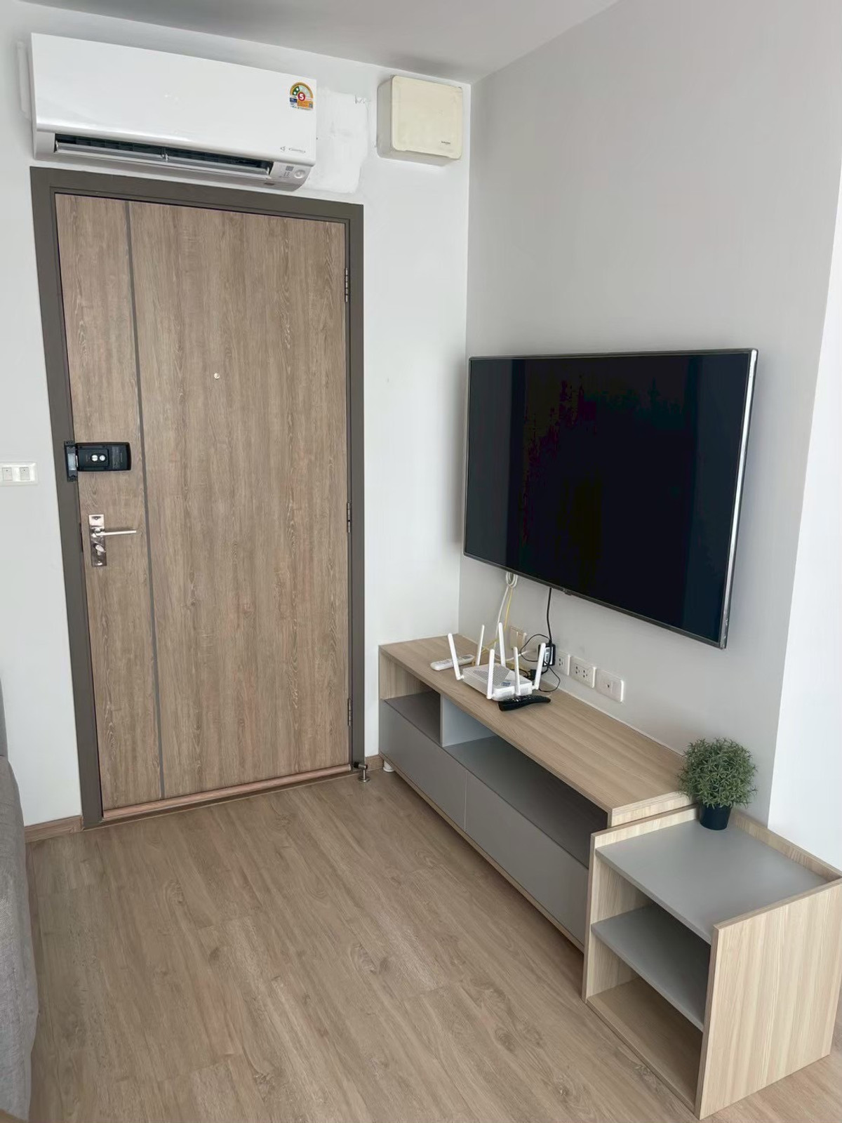 For RentCondoBangna, Bearing, Lasalle : For rent ✨ IDEO O2 ✨ near BTS Bangna, fully furnished and equipped with appliances