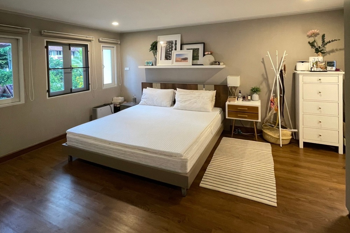 ขายทาวน์โฮมสุขุมวิท อโศก ทองหล่อ : 🔥 ขายพร้อมผู้เช่า ทาวน์เฮ้าส์!! 4 ชั้น, หายาก!! 🔥 Code C20231000066..........Villa 49 Housing, 4 ห้องนอน, 4 ห้องน้ำ 1 ห้องแม่บ้าน, แต่งครบ, ราคาพิเศษ!!📣📣