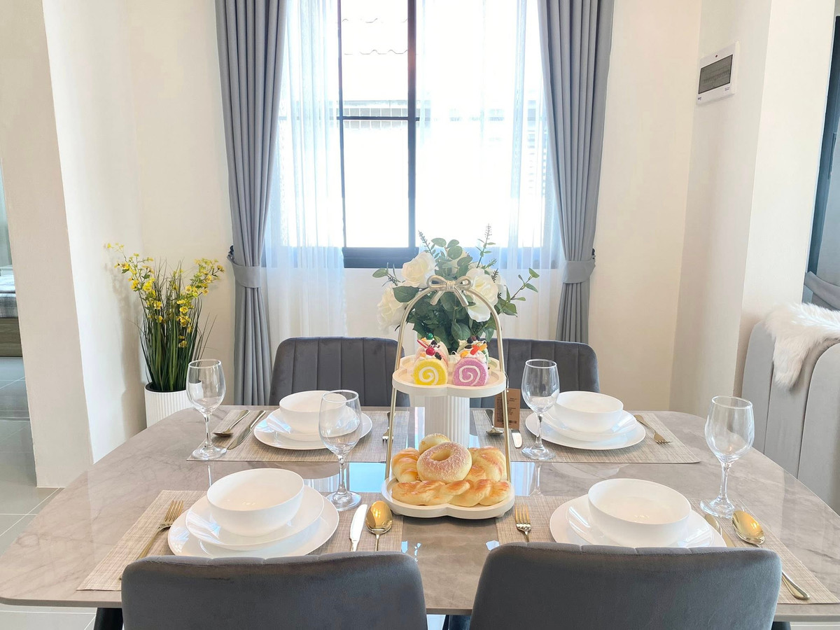 ขายบ้านพัทยา บางแสน ชลบุรี สัตหีบ : บ้านปัณณธร 3 / 3 ห้องนอน (ขาย), Baan Pannathon 3 / 3 Bedrooms (FOR SALE) BEWN021