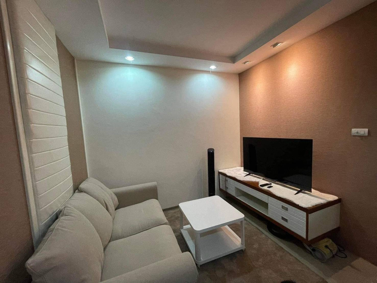 For RentCondoRatchadapisek, Huaikwang, Suttisan : 💥CP-9609💥Klang Krung Resort  👉Line : @expertcondo