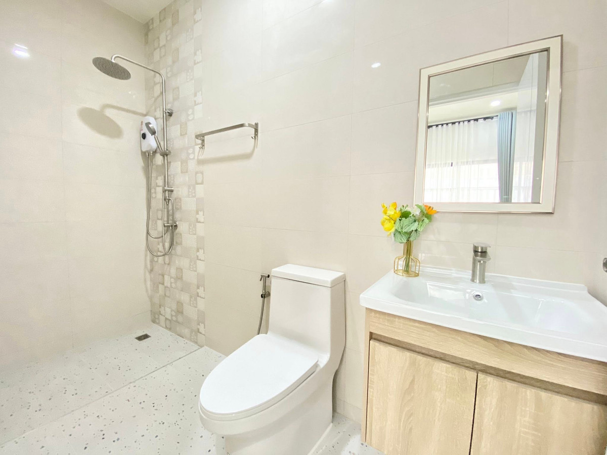 ขายบ้านพัทยา บางแสน ชลบุรี สัตหีบ : บ้านปัณณธร 3 / 3 ห้องนอน (ขาย), Baan Pannathon 3 / 3 Bedrooms (FOR SALE) BEWN021