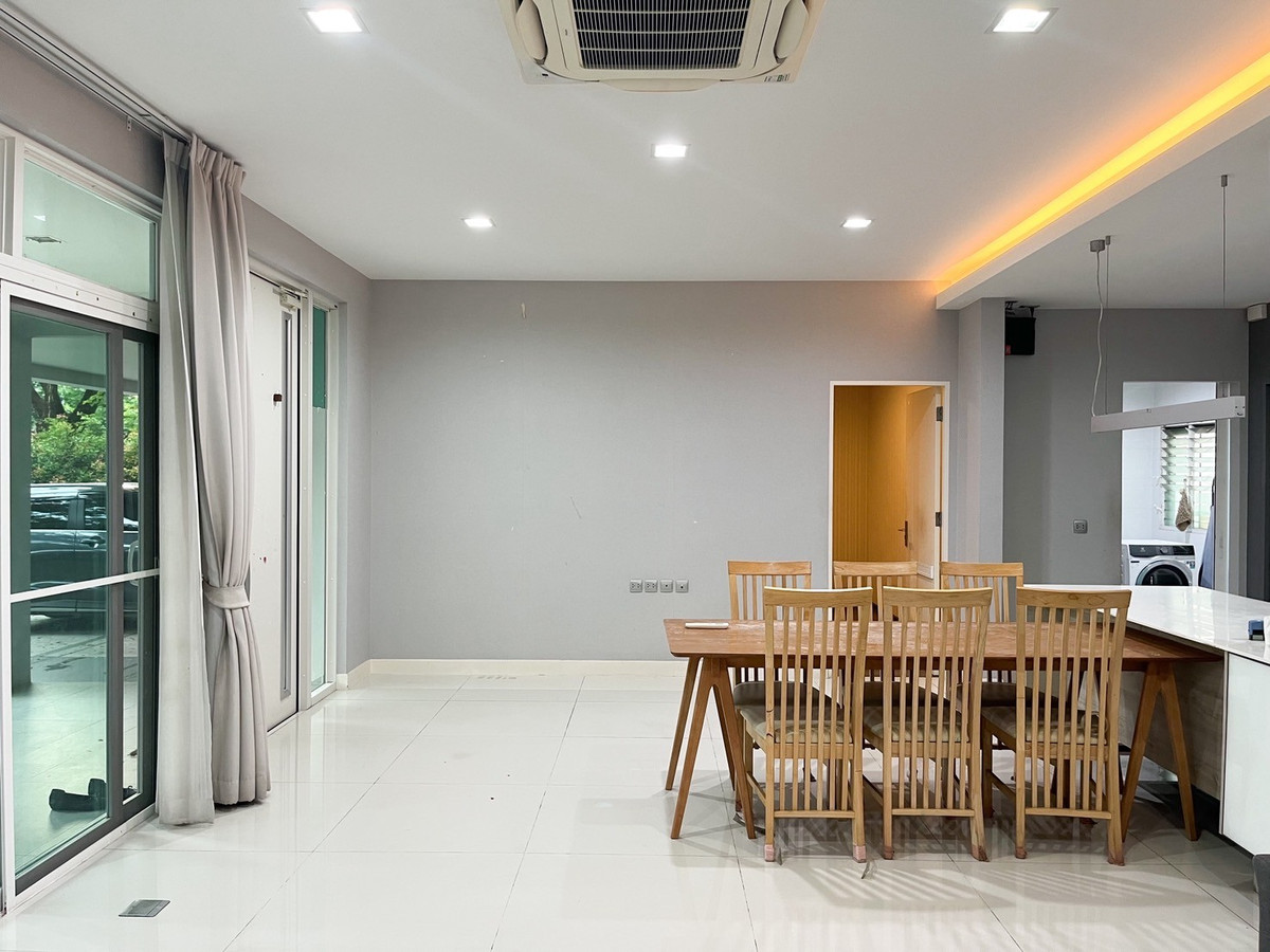 ให้เช่าบ้านบางนา แบริ่ง ลาซาล : ให้เช่า มัณฑนา 2 บางนา กม.7 ใกล้เมกาบางนา เฟอร์ฯ ครบ หลังใหญ่ น่าอยู่มาก