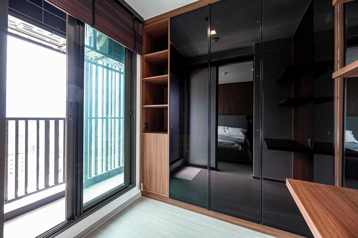 For RentCondoLadprao, Central Ladprao : 🔥 Urgent Rental 🔥 Life Lardprao Condo, Brand New, Beautiful City View, Fully Furnished, Ready to Move In❗