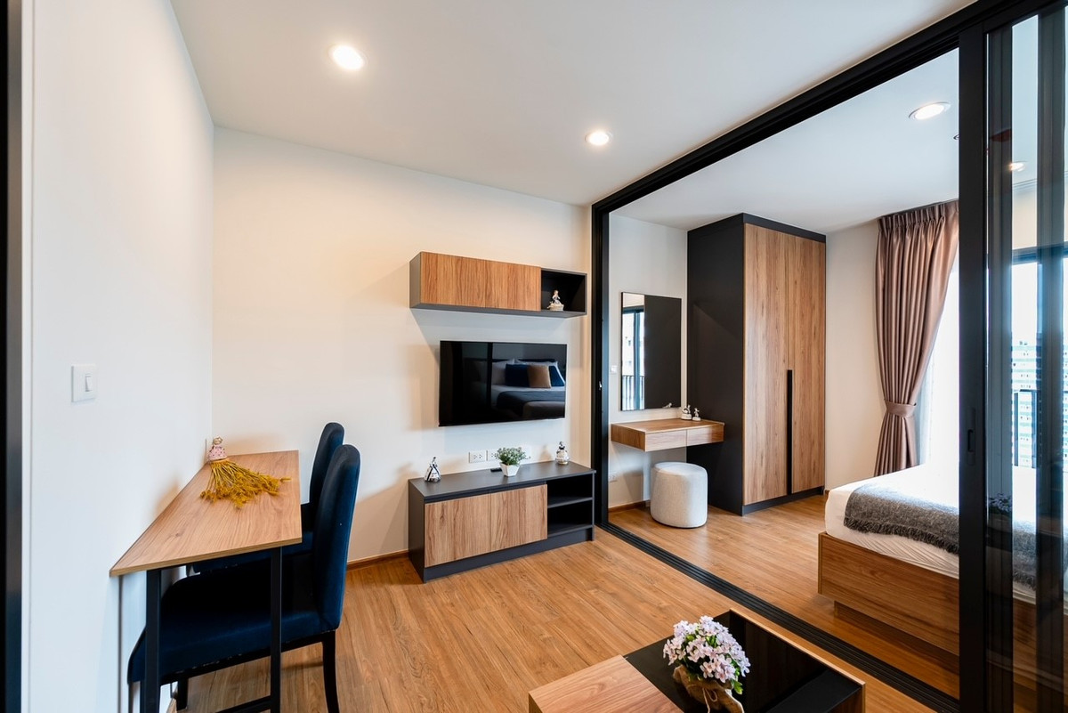 ให้เช่าคอนโดลาดพร้าว เซ็นทรัลลาดพร้าว : 🔥ให้เช่าด่วน🔥The Line ทำเลดี ห้องใหม่สวยมาก เฟอร์นิเจอร์ครบ พร้อมเข้าอยู่ เดินทางสะดวกใกล้ BTS 5 แยกลาดพร้าว ❗