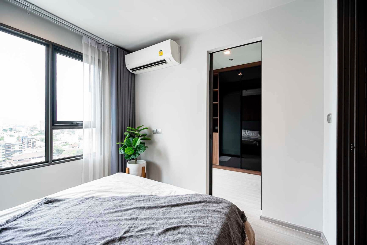 For RentCondoLadprao, Central Ladprao : 🔥 Urgent Rental 🔥 Life Lardprao Condo, Brand New, Beautiful City View, Fully Furnished, Ready to Move In❗