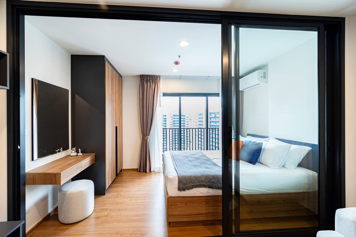 ให้เช่าคอนโดลาดพร้าว เซ็นทรัลลาดพร้าว : 🔥ให้เช่าด่วน🔥The Line ทำเลดี ห้องใหม่สวยมาก เฟอร์นิเจอร์ครบ พร้อมเข้าอยู่ เดินทางสะดวกใกล้ BTS 5 แยกลาดพร้าว ❗