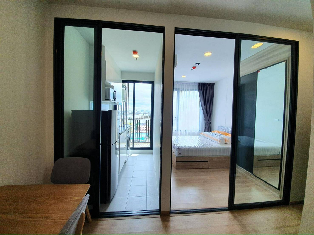 For RentCondoKasetsart, Ratchayothin : For rent Chewathai Kaset-Nawamin (28 sq m.), corner room, ready to move in.