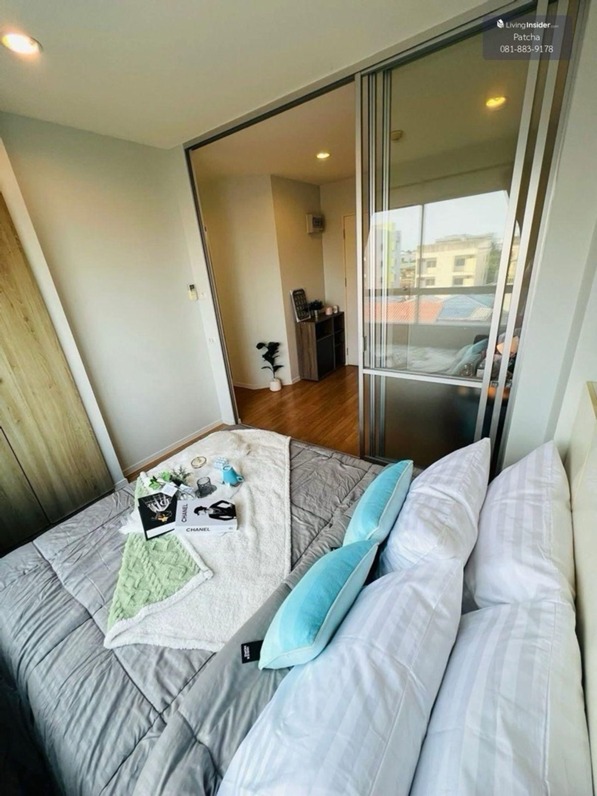 For SaleCondoOnnut, Udomsuk : 💫 Selling “Lumpini Ville On Nut 46”. Two units available in Building D and C1, 5th floor, facing the 7-Eleven. 💸 Price 1.39 million baht. The units are newly renovated. Building C1, 5th floor, 23 sq.m., street view. 7-Eleven is located under the building.