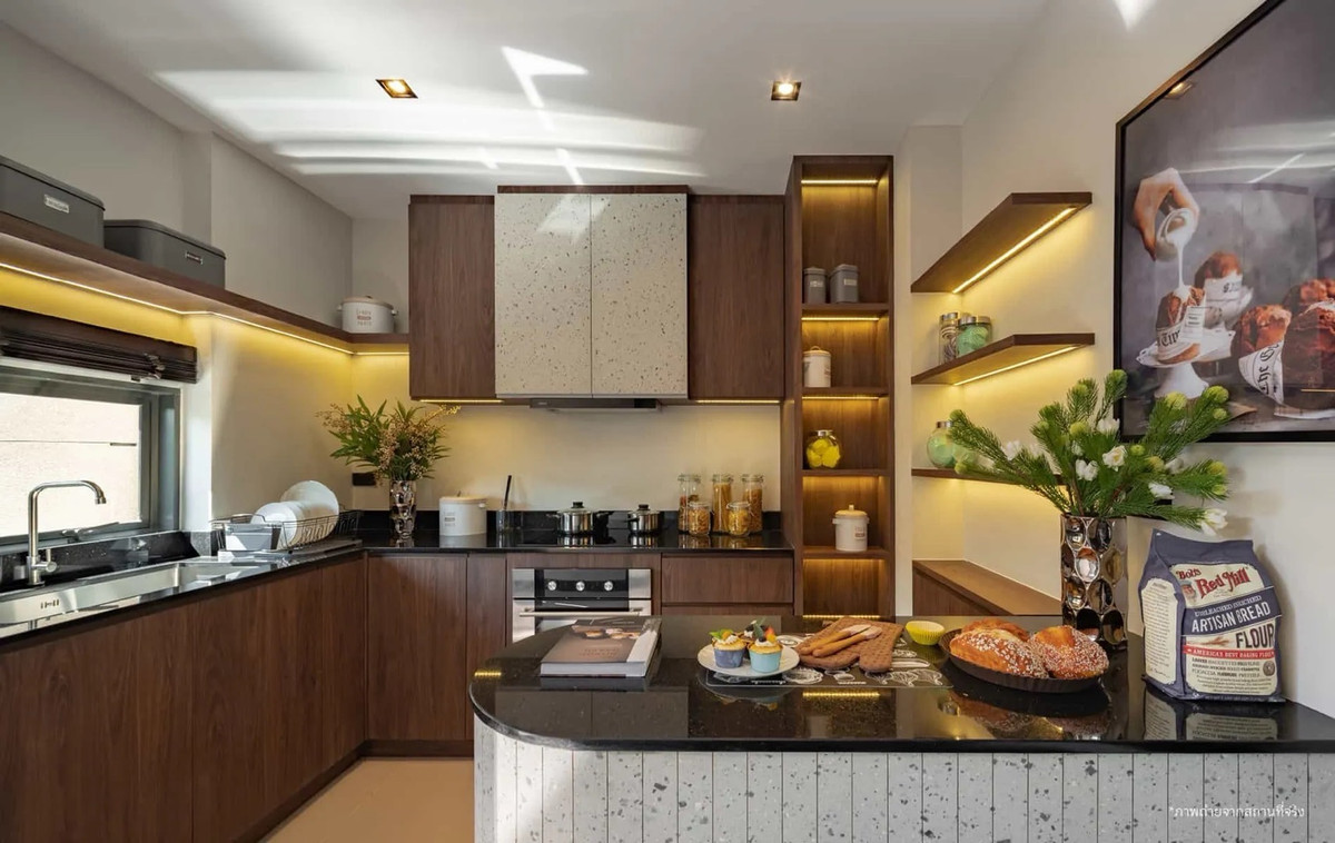 For SaleHousePathum Thani,Rangsit, Thammasat : Venue ID Vibhavadi–PhaholyothinStunning 5-Bedroom, 5-Bathroom Home | Premium Plot | Guaranteed Best Deal in the Project!☎️ 061-450-0944