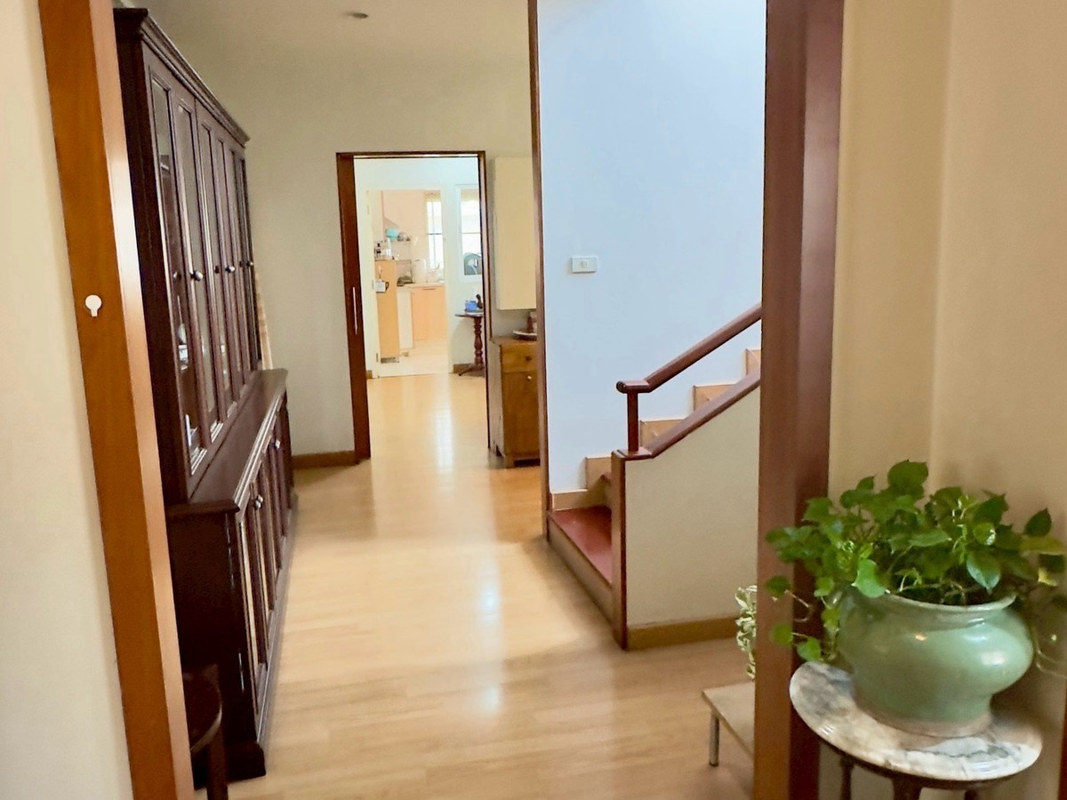 ขายบ้านแจ้งวัฒนะ เมืองทอง : บ้านเดี่ยว 2 ชั้น โครงการแกรนด์คาแนล ประชาชื่น , นนทบุรี เนื้อที่ 73.5 ตรว. 370 ตรม. หลังมุม  เฟอร์พร้อม Move in