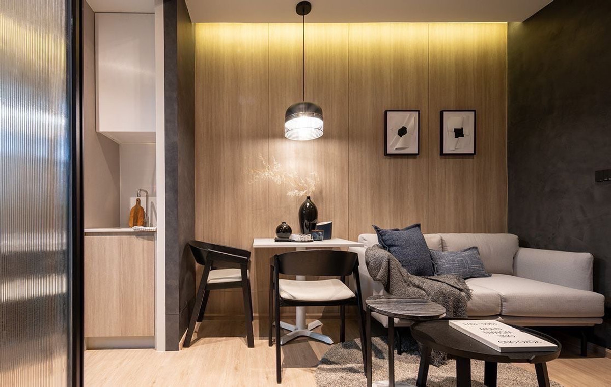 ขายดาวน์คอนโดเลียบทางด่วนรามอินทรา : ขายดาวน์ คอนโด Noble Create เอกมัย–รามอินทรา (30.10 ตร.ม.) 1 นอน  ติด Crystal Park ประดิษฐ์มนูธรรม