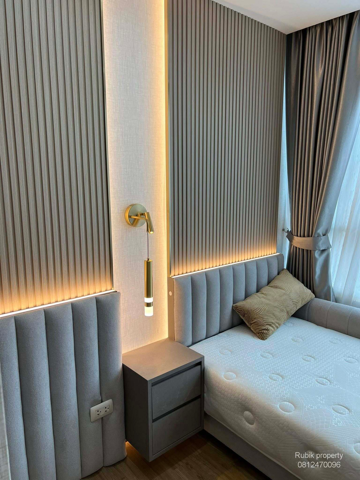 For RentCondoRatchadapisek, Huaikwang, Suttisan : 🏢 Condo available for rent | The Kris Ratchada Soi 17 (Building 7) RB1479, size 2 bedrooms, 1 bathroom | 45 sq m., good location near MRT Ratchada - very convenient in and out.