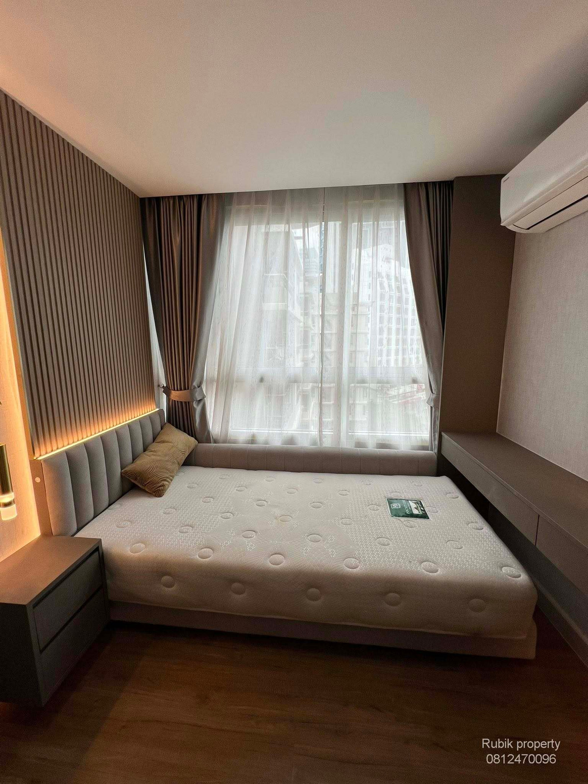 For RentCondoRatchadapisek, Huaikwang, Suttisan : 🏢 Condo available for rent | The Kris Ratchada Soi 17 (Building 7) RB1479, size 2 bedrooms, 1 bathroom | 45 sq m., good location near MRT Ratchada - very convenient in and out.